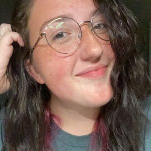 Meet your Posher, Kara